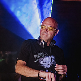 Juan Schreiber DJ tocando en vivo